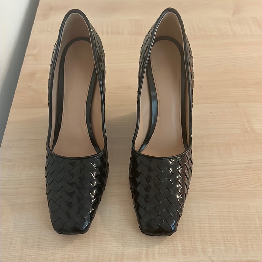 Bottega Veneta Comet Slip Shoes - Brand new with box and two dust bag- 38C size